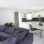 Iridanos Σκιάθος Πόλη
