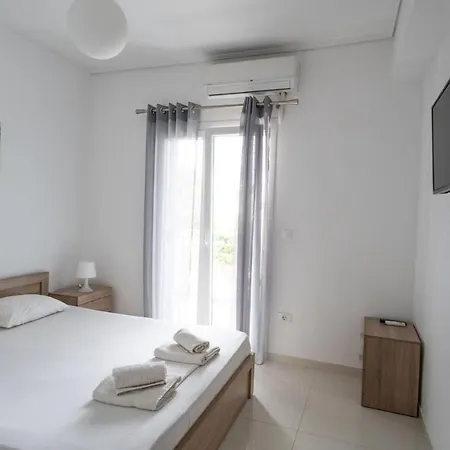 Iridanos * Skiathos Chora