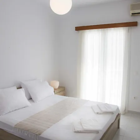Iridanos Appartement *